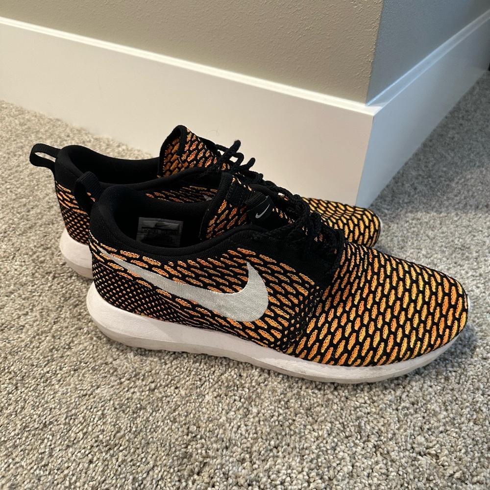 Nike Orange and Black Sneakers 10.5